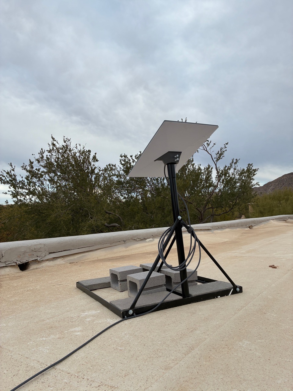Starlink rooftop installation non-penetrating rooftop mount